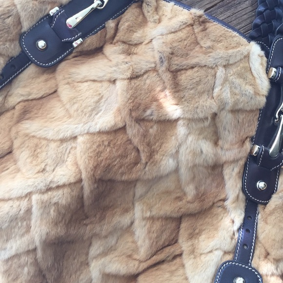 Gucci Fur Pelham Bag J002 - Picture 6 of 8